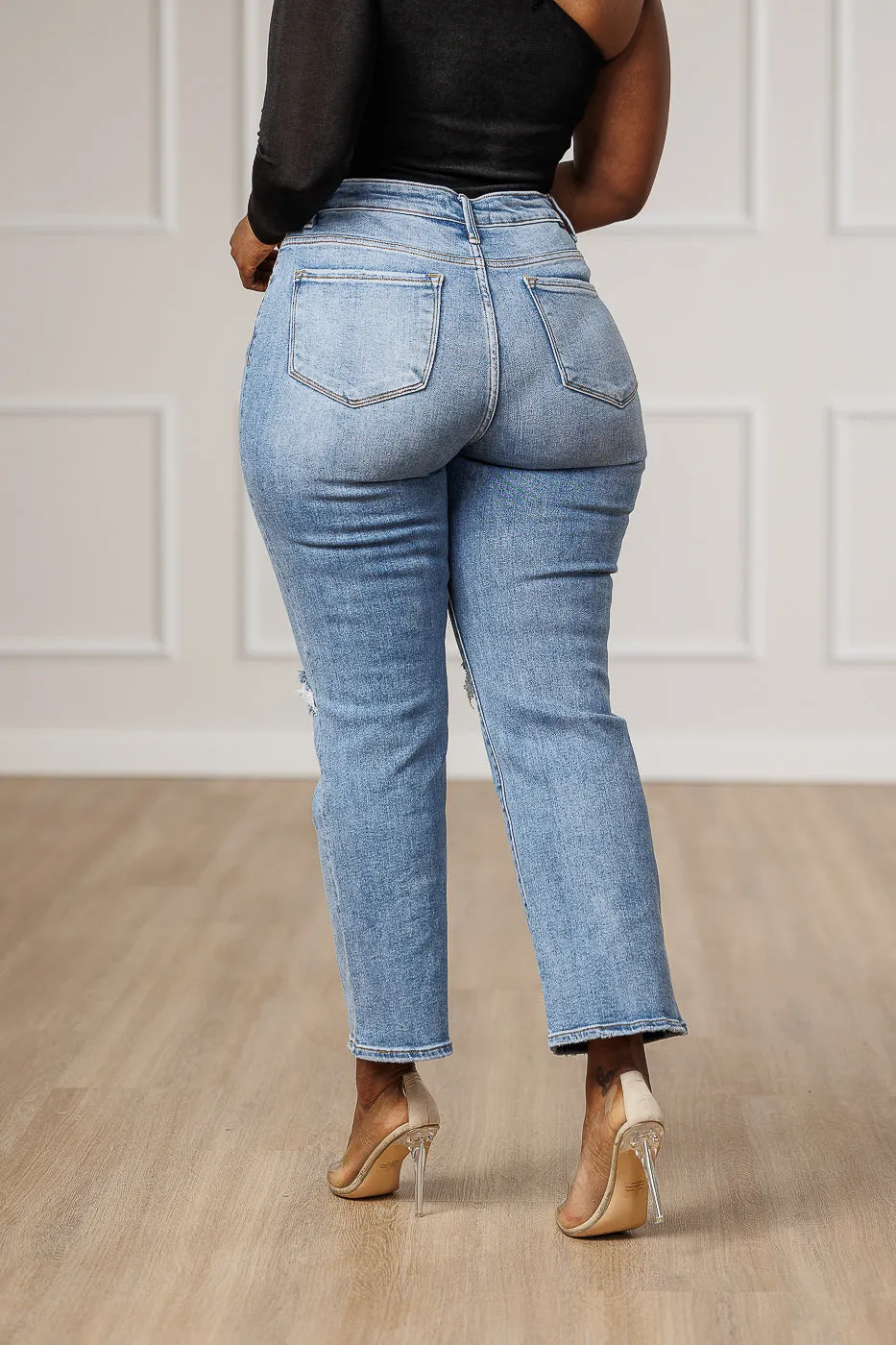 FINAL SALE - Everest Ripped Straight Jeans