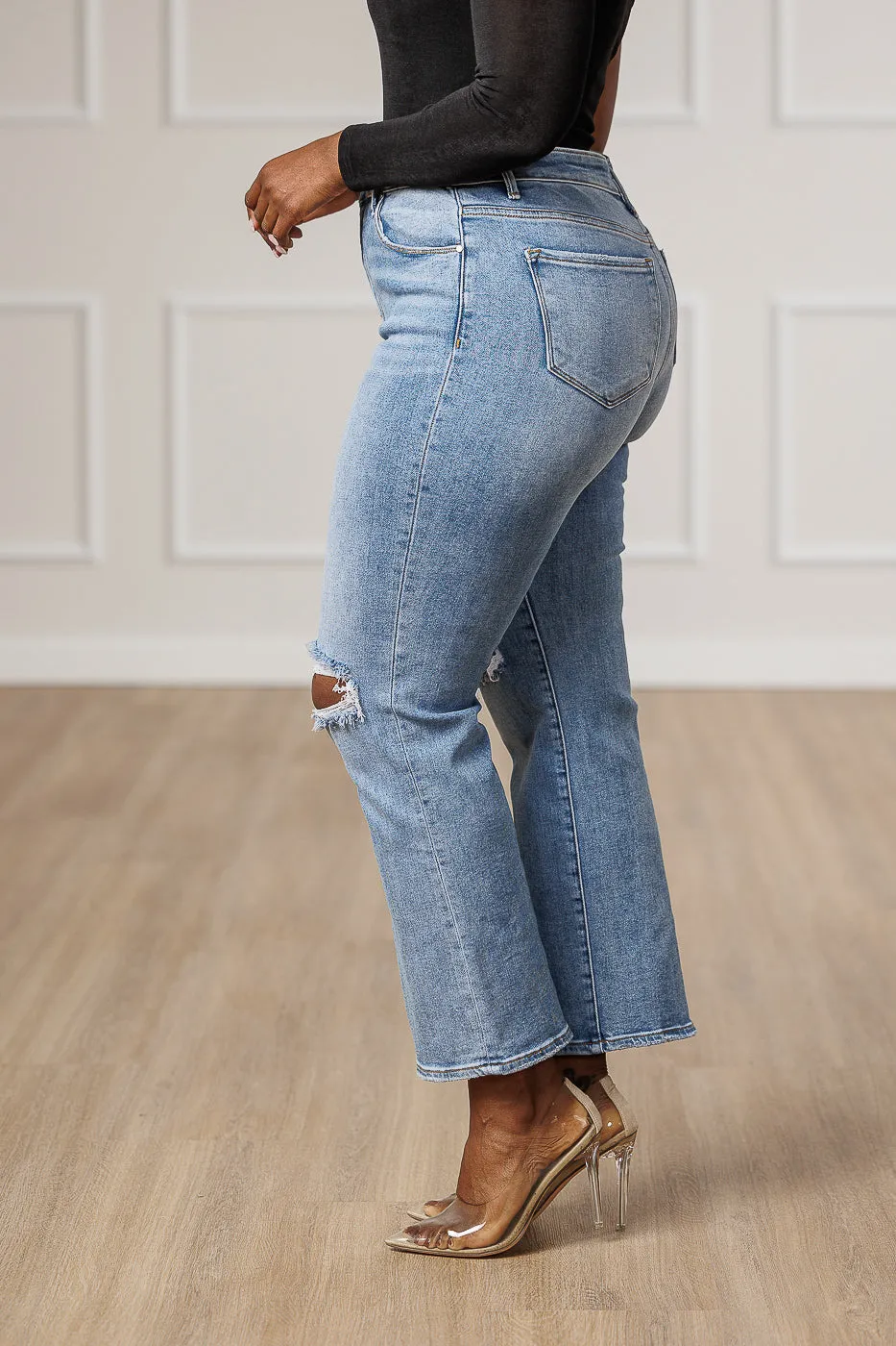 FINAL SALE - Everest Ripped Straight Jeans